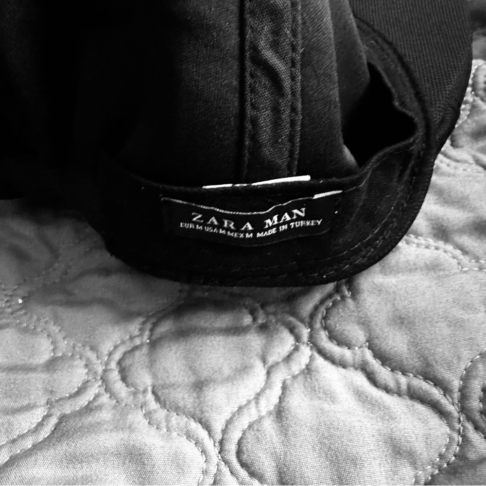 Zara Men’s Classic Black Drivers/Beret Cap - Picture 5 of 5